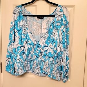 Blouse in Aqua and White